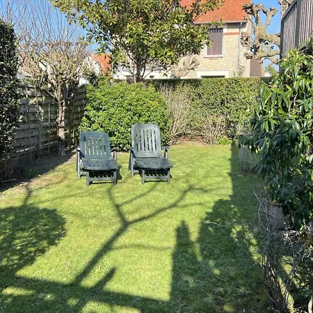Casa de Férias 77m² Pres De La Et Du Centre De Cabourg, Avec Jardin, Terrasse, Animaux Bienvenus - Fr-1-487-343 Cabourg
